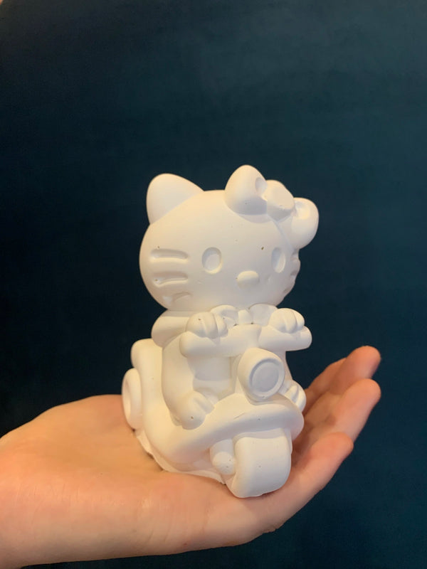 Small Hello Kitty on a bike Plaster Painting Kit